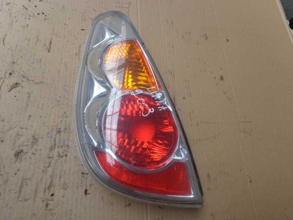 FEU ARRIERE GAUCHE SUZUKI - Vue 1